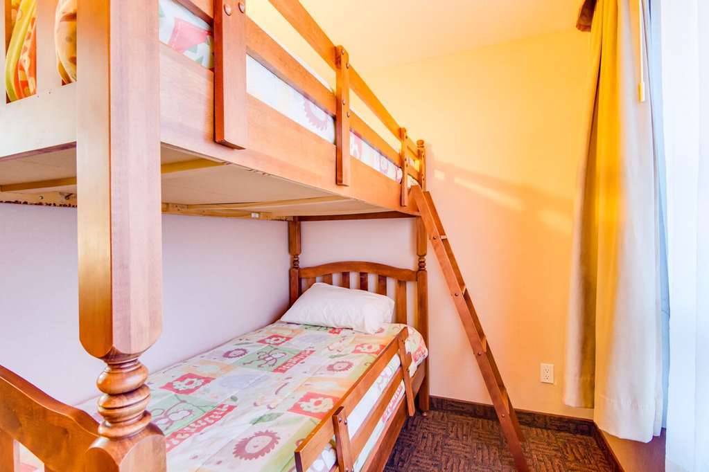 Peavine Inn & Suites High Prairie Zimmer foto