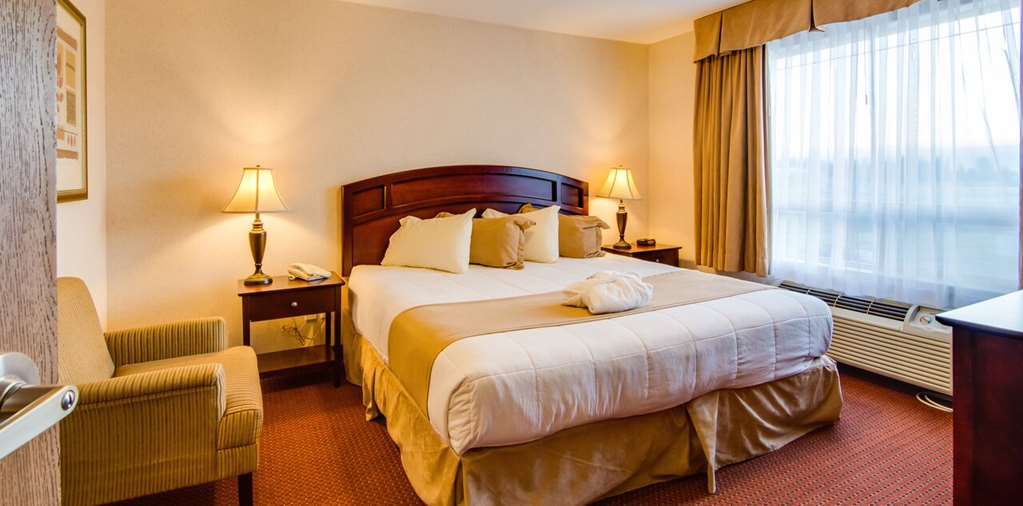 Peavine Inn & Suites High Prairie Zimmer foto