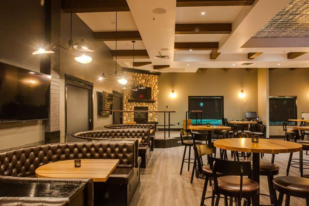 Peavine Inn & Suites High Prairie Restaurant foto