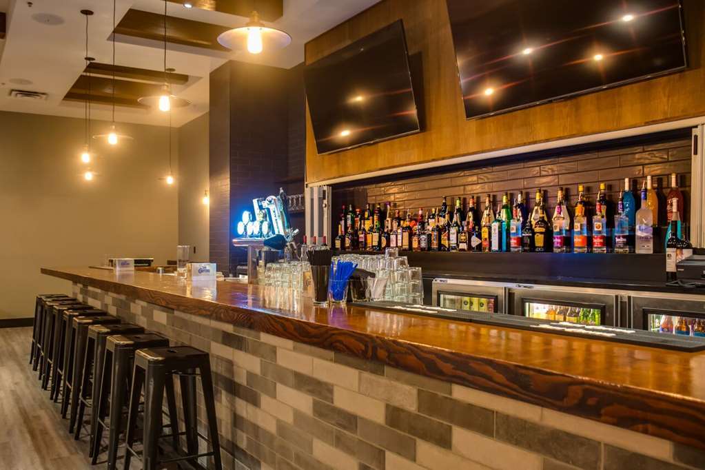 Peavine Inn & Suites High Prairie Restaurant foto