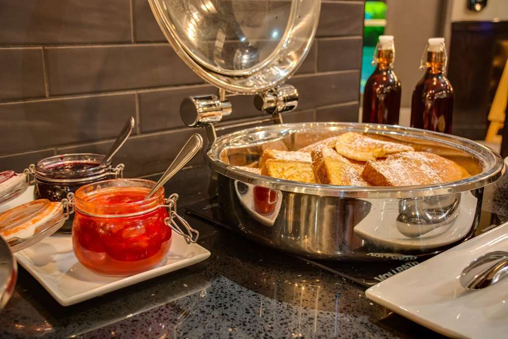 Peavine Inn & Suites High Prairie Restaurant foto